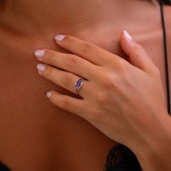Anillo Amatista Marie – Oro de 18K y Diamantes Naturales