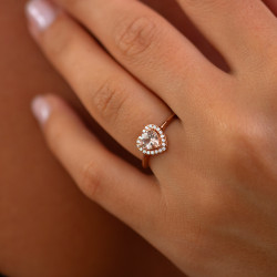 Manon Heart Morganite Ring – 18K Gold & Natural Diamonds