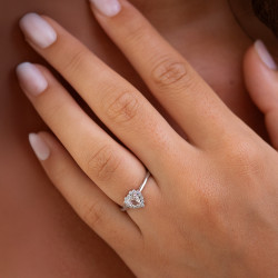 Anillo Magalie de Morganita – Oro de 18K y Diamantes Naturales