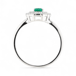 Mathilde Oval Emerald Ring – 18K Gold and Natural Diamonds