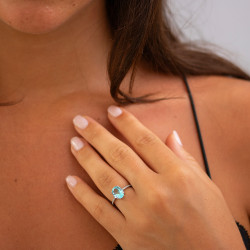 Maïa Aquamarine Ring – 18K Gold and Natural Diamonds