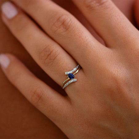 Maëlle Blue Sapphire and Natural Diamond Ring in 18K Gold