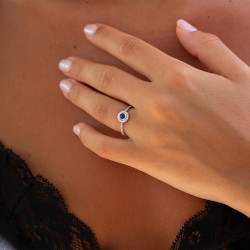 Anillo Zafiro Azul Lilou Redondo – Oro de 18K y Diamantes