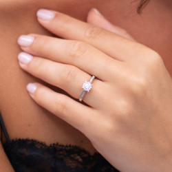 Anillo Sylvaine – Oro de 18K y Diamantes Naturales l Celinni