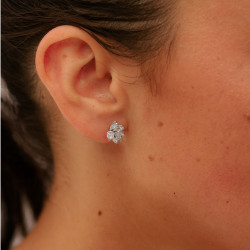 Virginie Diamond Earrings in 18K Gold | Celinni