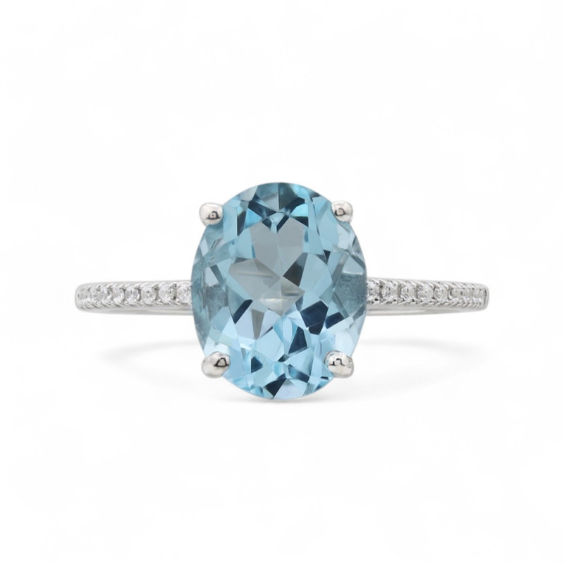 Maïa Aquamarine and Natural Diamond Ring in 18K Gold