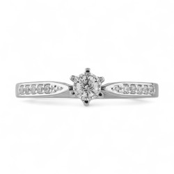 Anillo Felicia de Diamantes Naturales en Oro de 18K Celinni