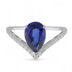 Kelly Blue Sapphire Ring – 18K Gold and Natural Diamonds