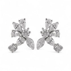 Nina Diamond Earrings in 18K Gold | Celinni