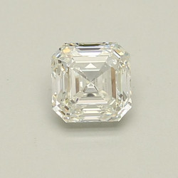 0.7 قيراط الماس بشكل أسشر