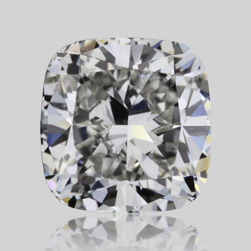 الماسة بشكل وسادة براقة بوزن 0.6 قيراط