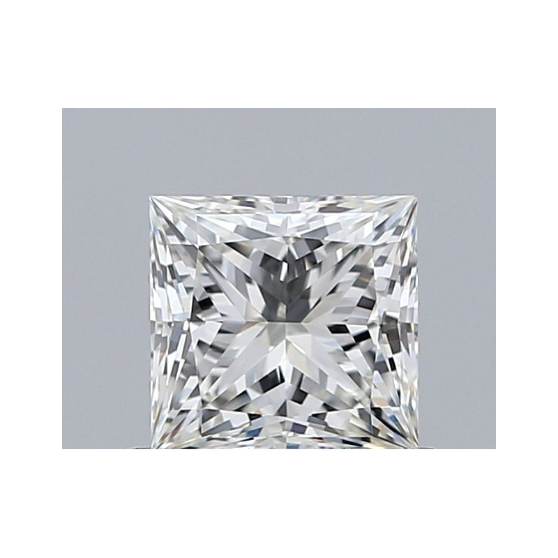 الماسة بشكل الأميرة بوزن 0.73 قيراط