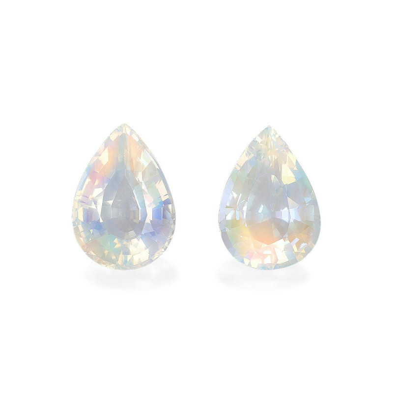 Pear-cut rainbow moonstone White 26.39 carats