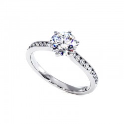 Carmen Engagement Ring | 18K Gold and Natural Diamonds