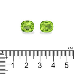 Peridot lengte KISSEN Limettengrün 7.82 karaten