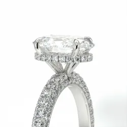 Anillo de Compromiso Diamante Pamina II Oval Halo Oculto | Celinni Paris
