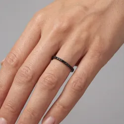 Media Alianza LOVE con Diamantes Negros en Oro Negro 18K