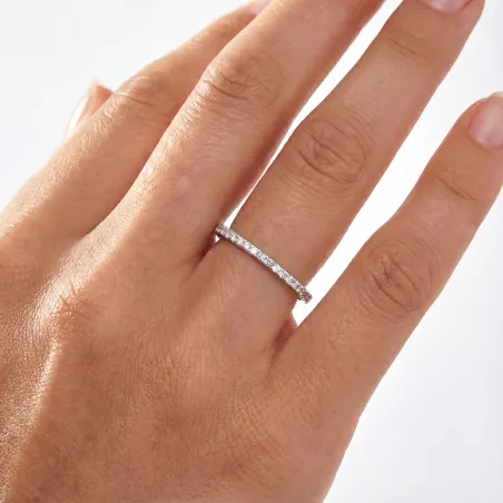 Flash Sale: LOVE Halve Alliancering met Witte Diamanten in Witgoud
