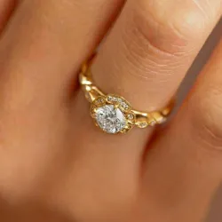 Anillo Victoria de Diamante – Colección Solitarios de Diamante