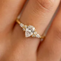 Gladys Diamant Ring – Celinni Kollektion