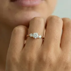 Genny verlovingsring met centrale diamant in 18K goud