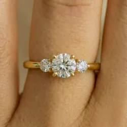 Léandria Diamanten Ring – Celinni Collectie