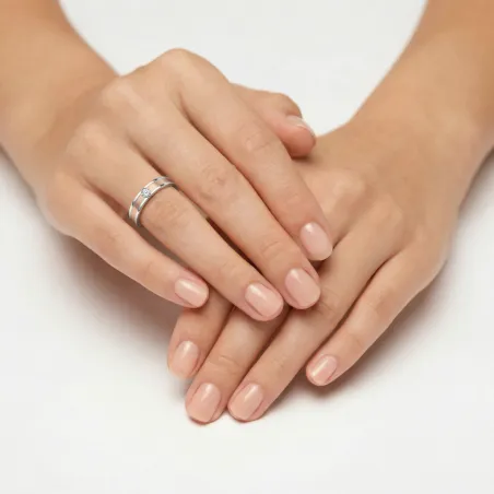 خاتم زواج Intuition من الذهب عيار 18 قيراط والألماس الطبيعي