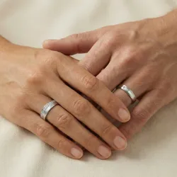 Plénitude Ehering 18K Weißgold & natürliche Diamanten