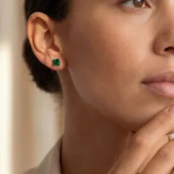 Pendientes de esmeraldas cuadradas en oro 18K o platino