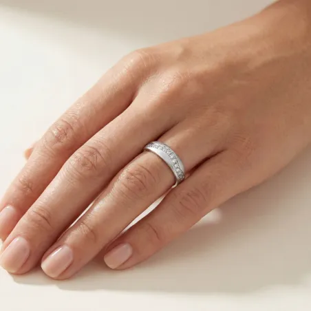 Sola Ehering aus 18K Gold & natürlichen Diamanten