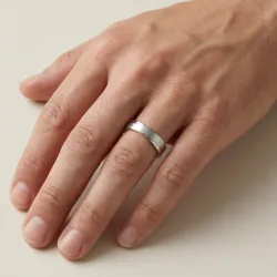 Aris Ehering aus 18K Weißgold – Satiniert 6 mm | Celinni