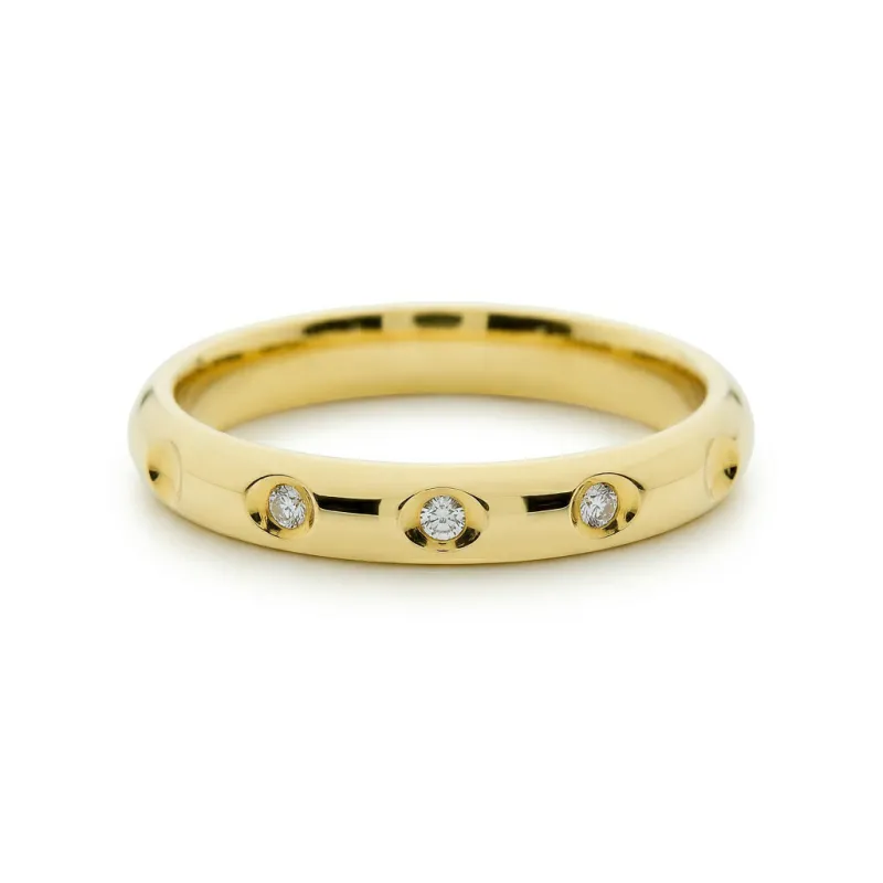 Solis 18K Yellow Gold Natural Diamond Wedding Band | Celinni