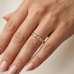 Solis 18K Yellow Gold Natural Diamond Wedding Band | Celinni
