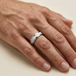 Elune Ehering aus 18K Weißgold – Strukturierte Oberfläche