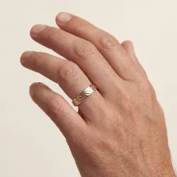 Cael Ehering Weiß- & Roségold 18K – Graviertes Wellenmuster