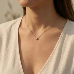 Colgante Promesse con diamante natural en oro amarillo 18K