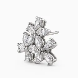 Noémie Diamond Earrings in 18K Gold | Celinni