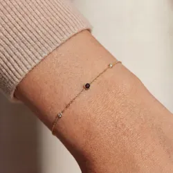 Granat-Armband Januar mit Diamanten aus 18K Gelbgold