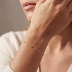 سوار ياقوت وردي يونيو وألماس طبيعي من الذهب الأصفر 18 قيراط