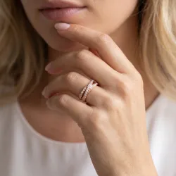 Anillo de diamantes lazos de amor