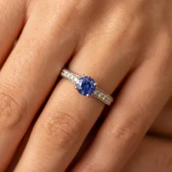 Solitaire Mon Amour natuurlijke blauwe saffier – 18K goud