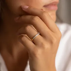 Feiner Pav&eacute;-Halbring aus 18K Gold oder Platin | Celinni
