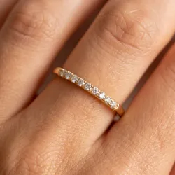 Feiner Pav&eacute;-Halbring aus 18K Gold oder Platin | Celinni