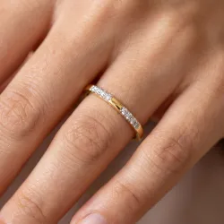 Feiner Ring mit drei Pavés aus 18K Gold oder Platin Celinni