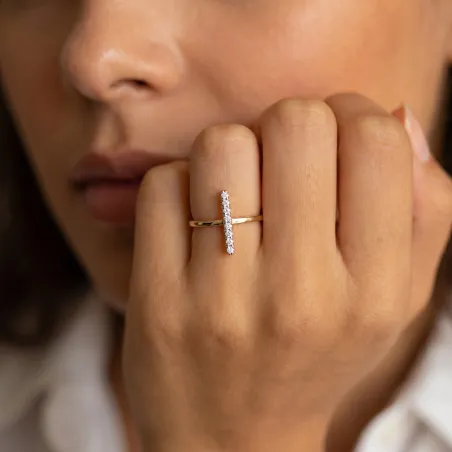 Bague Barrette Verticale Pavée en Or 18K ou Platine