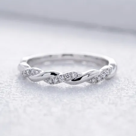Twisted Diamond Band Ring in 18K Gold or Platinum