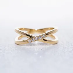 Cross X Diamond Ring in 18K Gold or Platinum | Celinni