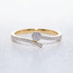 Gekreuzter Ring mit rundem Kopf | 18K Gold | Celinni