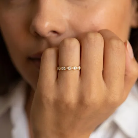 Bague Semée de Marquises Milgrain en Or 18K ou Platine