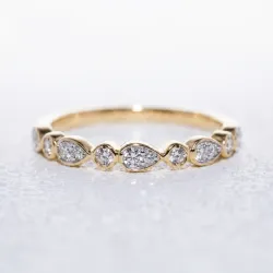 Bague Semée de Poires Pavées en Or 18K ou Platine | Celinni